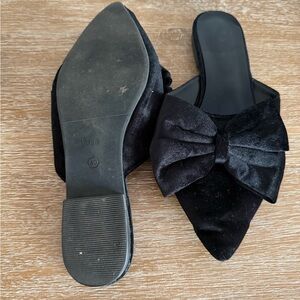 Black Bow Pointed-Toe Slip-On Mules